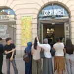 „Ich glaube, ich bin etwas Besonderes“ – Ein humorvoller Theaterbesuch der OBST-SchülerInnen
